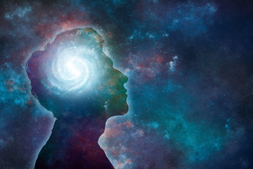 中国历史上在世界上最强大的时候、最屈辱的时候、最繁荣的时候分别是哪个朝代