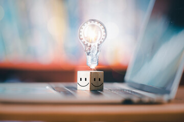 中国历史上在世界上最强大的时候、最屈辱的时候、最繁荣的时候分别是哪个朝代