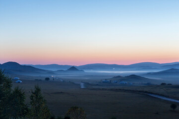 中国历史上在世界上最强大的时候、最屈辱的时候、最繁荣的时候分别是哪个朝代